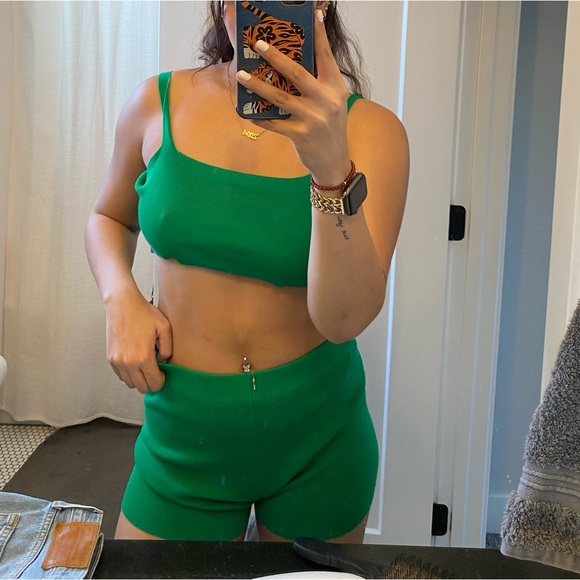 Matching set - Picture 3 of 7